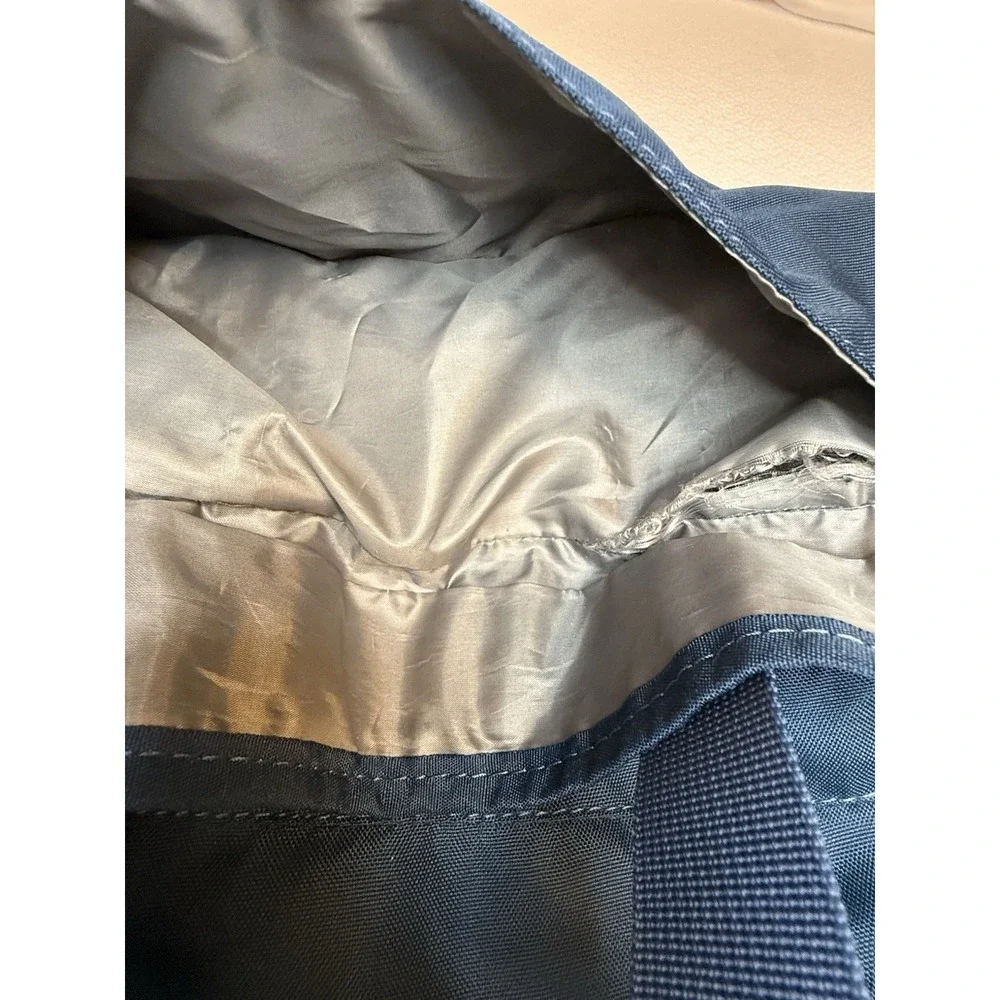 Tommy Hilfiger Navy Duffel Garment Bag 15x27